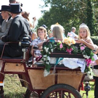 Old Basing Carnival 2012 - Procession