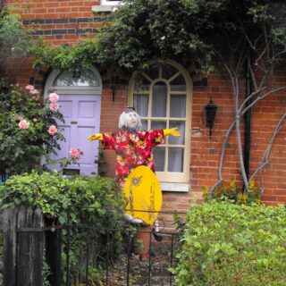 Old Basing Carnival Process 2015 - Scarecrows