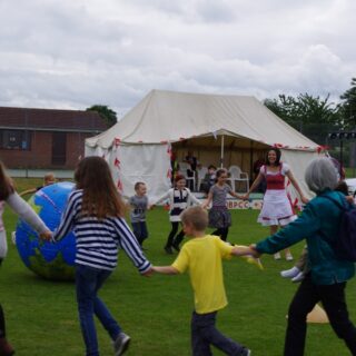 Old Basing Carnival 2015 - Linguatastic